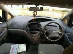 Toyota Previa Full 2003 harga murah 3