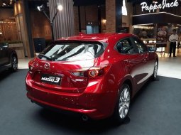 Mazda 3 () 2018 kondisi terawat 9