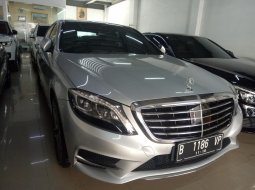 Jual Mercedes-Benz S500 A/T 2014 1