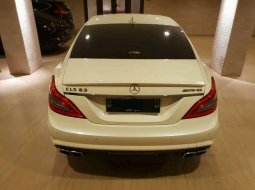 Mercedes-Benz CLS63 AMG 2012 terbaik 4