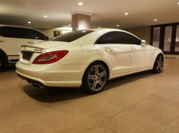 Mercedes-Benz CLS63 AMG 2012 terbaik 3