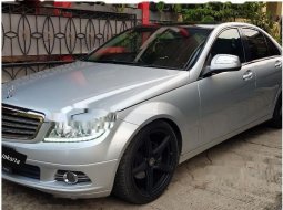 Mercedes-Benz C200K 2008 terbaik 4