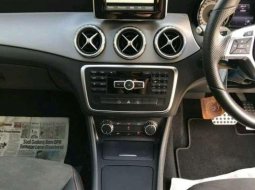 2015 Mercedes-Benz GLA 200 dijual 2