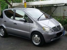 Mercedes-Benz A-Class (A 140) 2000 kondisi terawat 7