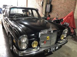 Mercedes-Benz 280S  1970 Hitam 6