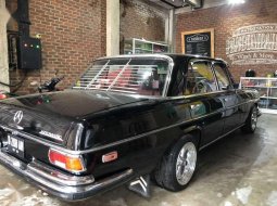 Mercedes-Benz 280S  1970 Hitam 3