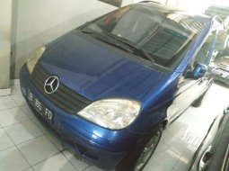 Mercedes-Benz Vaneo 1.9 2003 Dijual 2