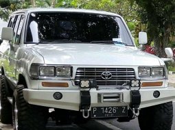 Toyota FJ Cruiser () 1981 kondisi terawat 4