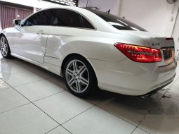 Mercedes-Benz E63 AMG  2011 Putih 1