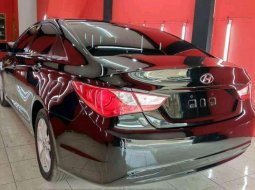 Hyundai Sonata () 2012 kondisi terawat 6