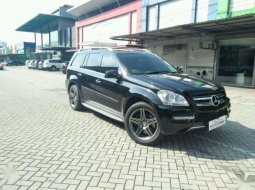 Mercedes-Benz GL500 2011 terbaik 7