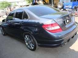 Mercedes-Benz C200 Classic 2009 Dijual 4