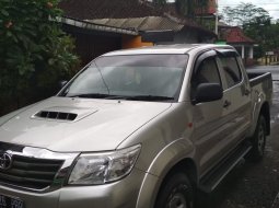 Toyota Hilux E 2012 Dijual Cepat 2