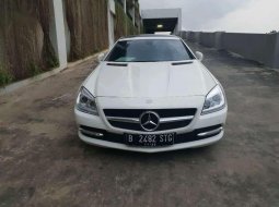 2012 Mercedes-Benz SLK200 dijual 5