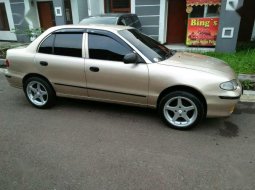 Hyundai Accent GLS 2000 Lainya 5