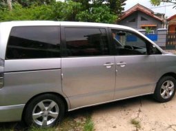 Toyota Voxy 2004 dijual 6