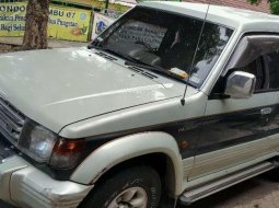 Mitsubishi Pajero () 1995 kondisi terawat 4