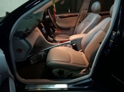 Mercedes-Benz C240 2005 dijual 4