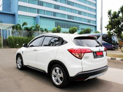 Dijual Honda HR-V E 2016 6