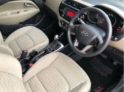 Kia Rio (Platinum) 2015 kondisi terawat 4