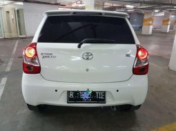 Toyota Etios () 2014 kondisi terawat 1