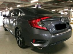 Honda Civic () 2017 kondisi terawat 4