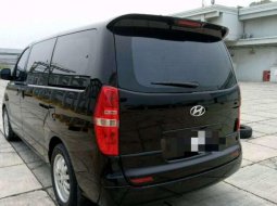 Hyundai H-1 XG Next Generation 2011 Hitam 2