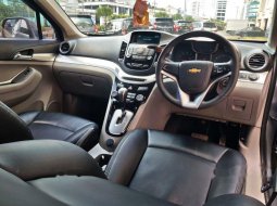 Chevrolet Orlando LT 2017 Abu-abu 2