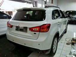 Mitsubishi Outlander 2014 terbaik 3