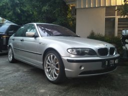 Jual Mobil BMW 3 Series 318i 2004  2