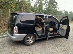 Hyundai Trajet GL8 2005 Hitam 7