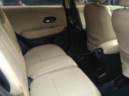 Jual Mobil Honda HR-V E 2015 7