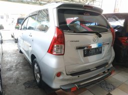 Jual Mobil Toyota Avanza Veloz 2014 3