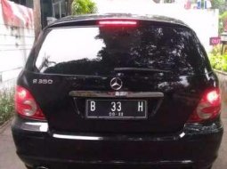 Mercedes-Benz R-Class (R 350) 2007 kondisi terawat 2