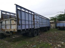 Mitsubishi Fuso Super Great 6D24 2013 Ungu 6