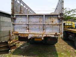 Mitsubishi Fuso Super Great 6D24 2013 Ungu 7