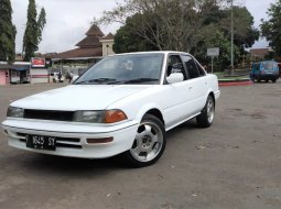 Jual Mobil Toyota Corolla 1.3 Manual 1990 2