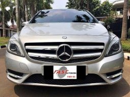 Mercedes-Benz B-CLass (B 200) 2013 kondisi terawat 7