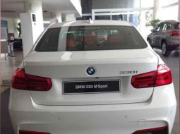 Jual BMW 3 Series 330i 2018 2