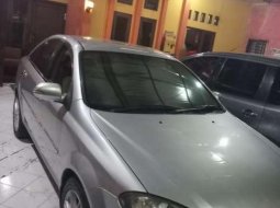 Chevrolet Optra  2008 Silver 4