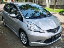 Jual Mobil Honda Jazz RS 2010 2