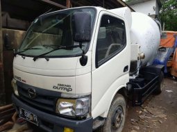 Hino Dutro 2012 dijual 4