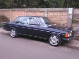 1979 Mercedes-Benz 200 dijual 5