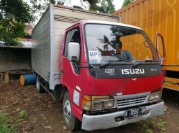 Isuzu Colt 77 PS  2005 Merah 6