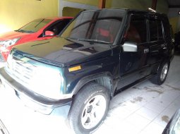 Jual Mobil Suzuki Escudo JLX 1995  1