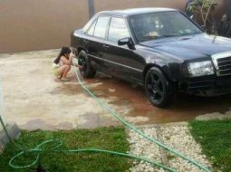 Mercedes-Benz 200E 1988 dijual 4