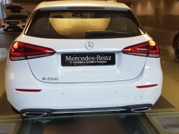 Jual Mobil Mercedes-Benz A-Class A 200 2019 4