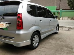 Jual Mobil Toyota Avanza S 2011  1