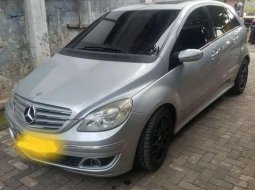 Mercedes-Benz B-CLass 2006 terbaik 7