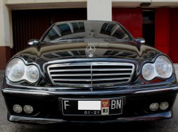 Jual Mobil Mercedes-Benz C-Class C 240 2005 1